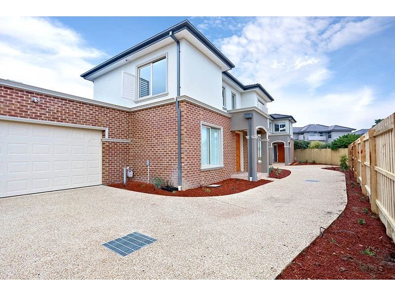 2/18 Avondale Grove, Mount Waverley VIC 3149