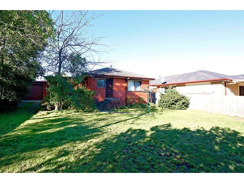 17 Jodi Avenue, Wheelers Hill VIC 3150