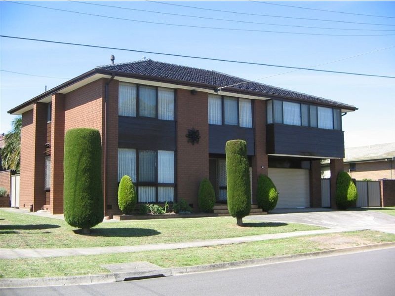 10 Lautrec Avenue, Wheelers Hill VIC 3150