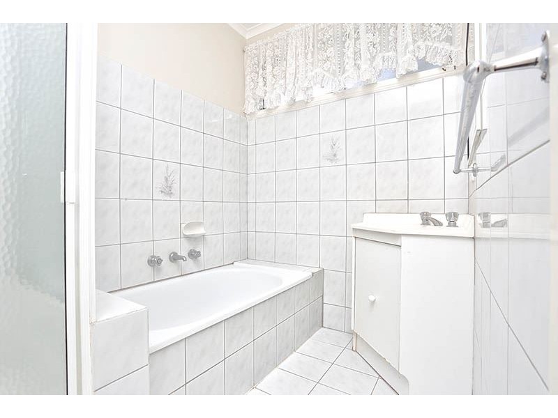 6 Green Avenue, Mulgrave VIC 3170