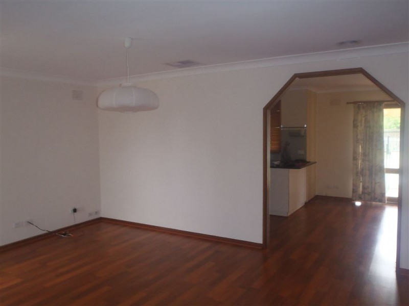 1 Bunbury Avenue, Narre Warren VIC 3805