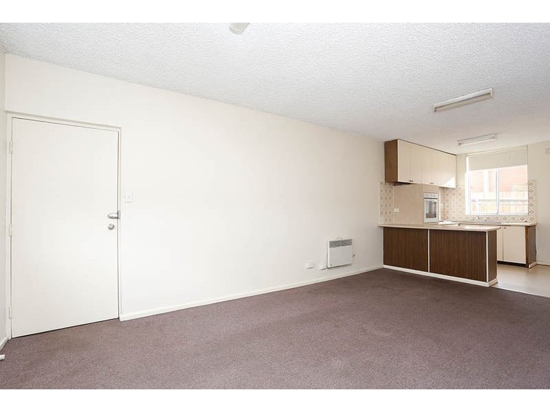 1/60 Ferntree Gully Road, Oakleigh East VIC 3166