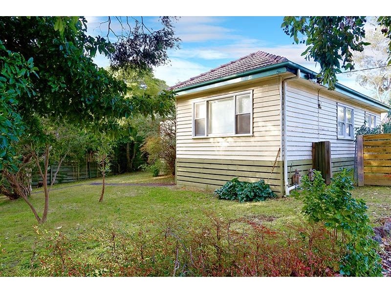 18B The Boulevard, Glen Waverley VIC 3150