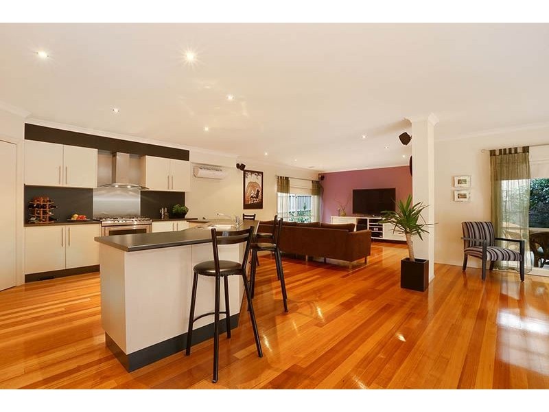 13 Keylana Blvd, Mount Waverley VIC 3149