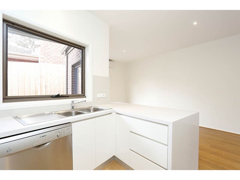 3/16 Worrall Street, Burwood VIC 3125
