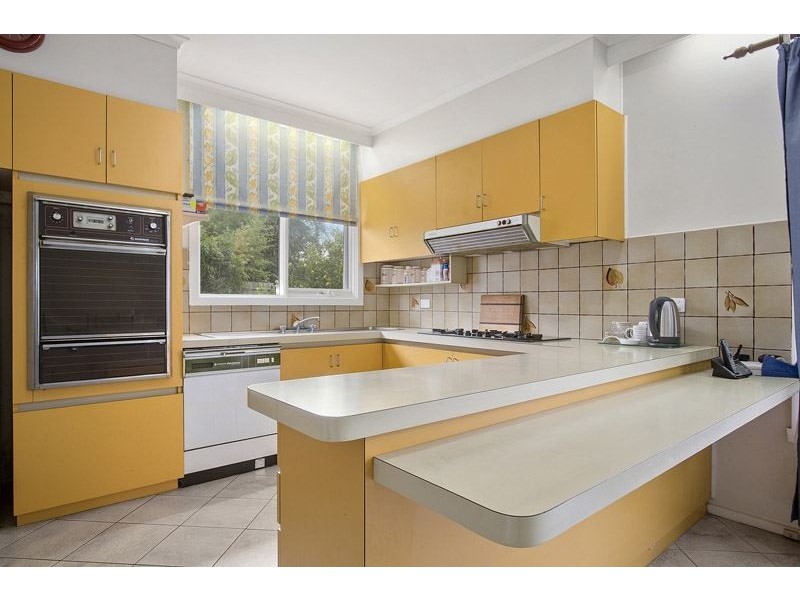 49 Hampshire Road, Glen Waverley VIC 3150