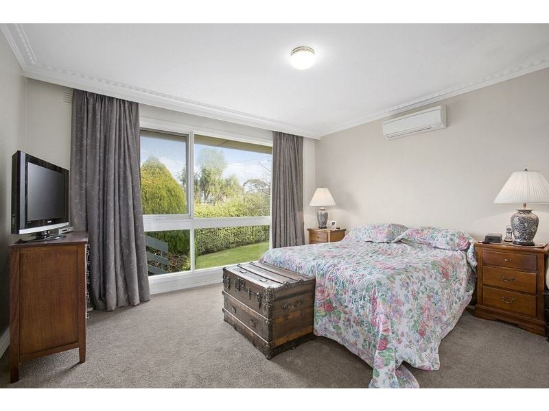 49 Hampshire Road, Glen Waverley VIC 3150