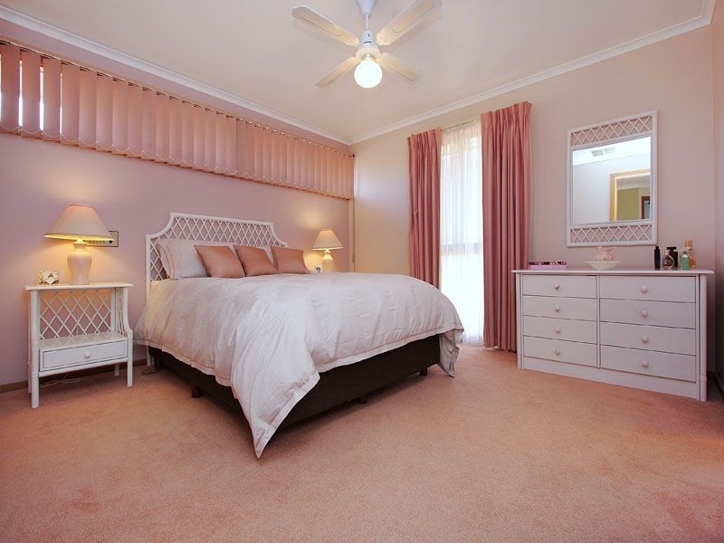 40 Bramley Crescent, Wheelers Hill VIC 3150