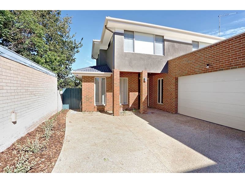 2/22 Avondale Grove, Mount Waverley VIC 3149