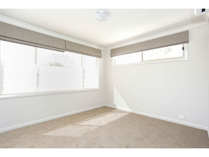 2/22 Avondale Grove, Mount Waverley VIC 3149