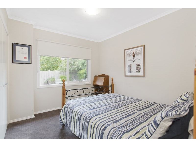 2/28 Jordan Grove, Glen Waverley VIC 3150