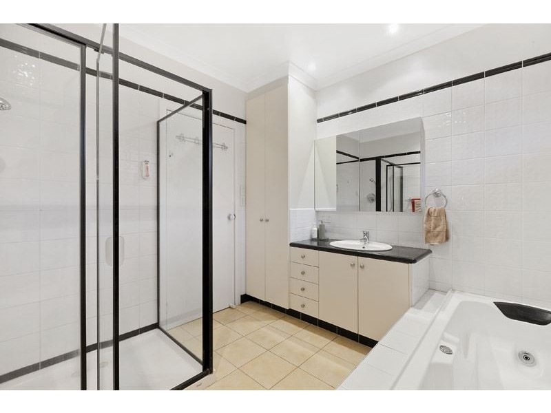 31 Margate Crescent, Glen Waverley VIC 3150