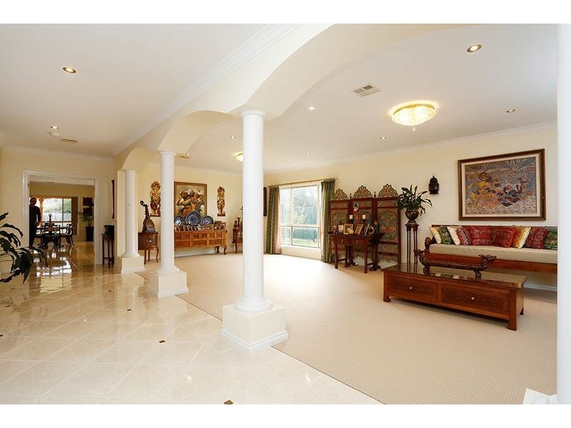 29 Gyton Avenue, Glen Waverley VIC 3150