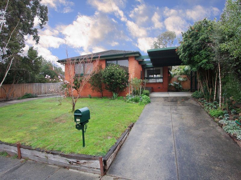 25 Grantley Drive, Glen Waverley VIC 3150