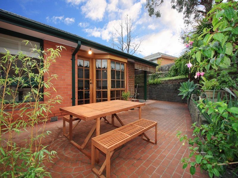 25 Grantley Drive, Glen Waverley VIC 3150