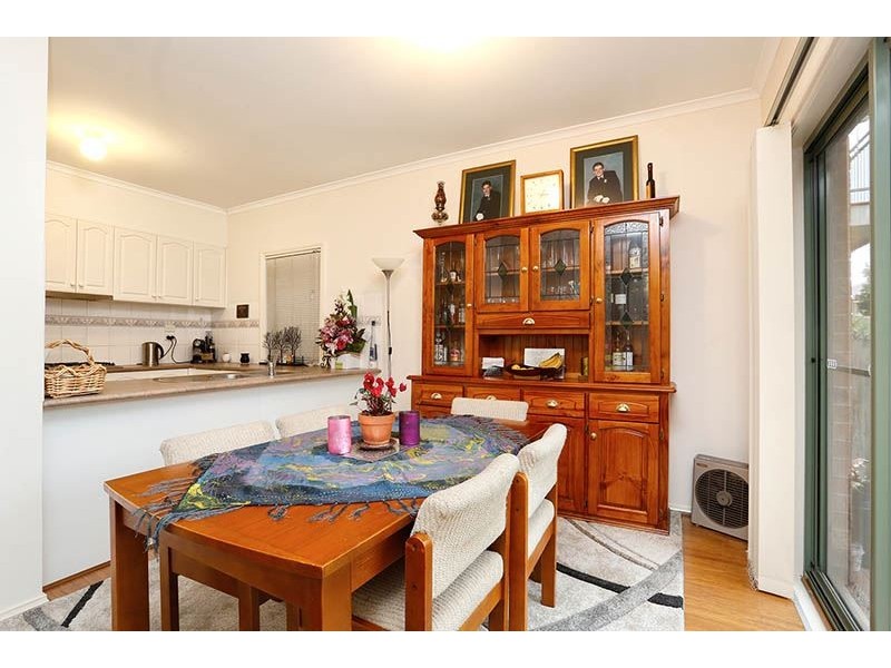 33 Morawa Drive, Mulgrave VIC 3170