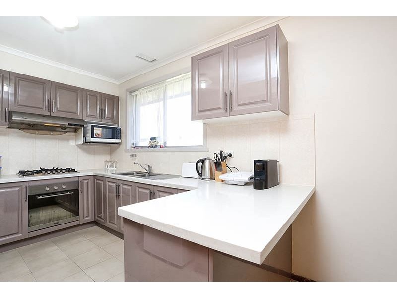 2 Cypress Avenue, Glen Waverley VIC 3150