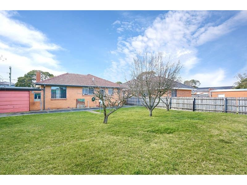 2 Cypress Avenue, Glen Waverley VIC 3150