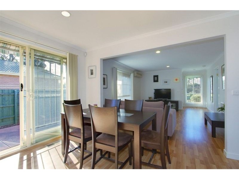 1/33 Kauri Grove, Glen Waverley VIC 3150