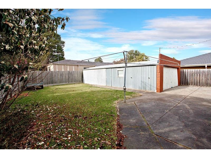 20 Excalibur Avenue, Glen Waverley VIC 3150
