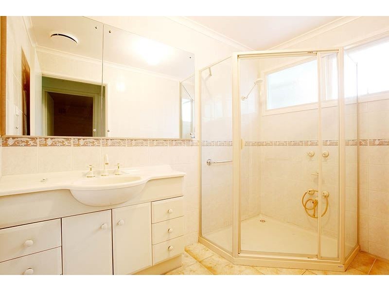 20 Excalibur Avenue, Glen Waverley VIC 3150