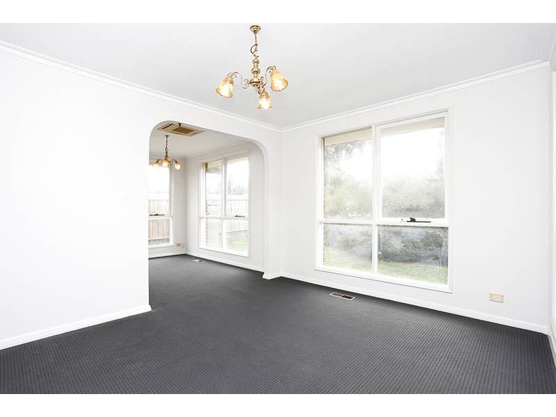 12/143-147 Coleman Parade, Glen Waverley VIC 3150