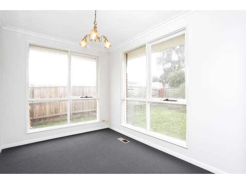 12/143-147 Coleman Parade, Glen Waverley VIC 3150