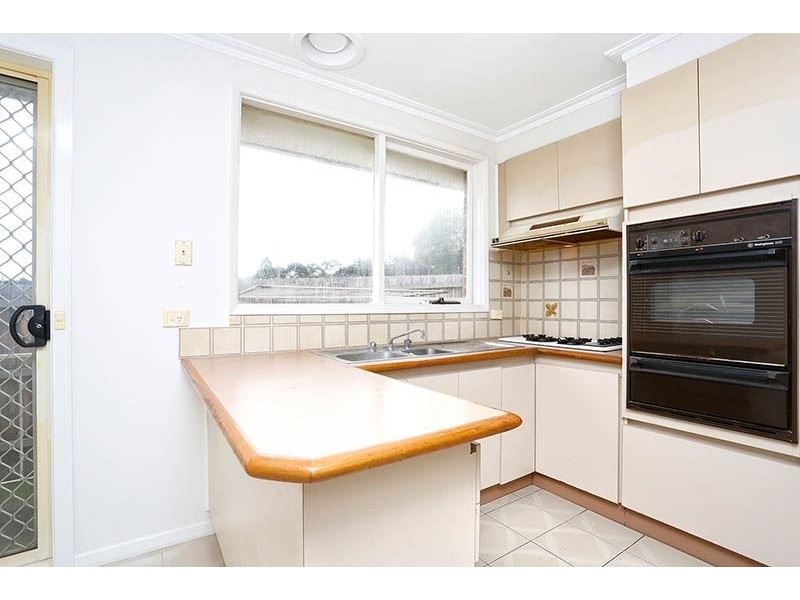 12/143-147 Coleman Parade, Glen Waverley VIC 3150