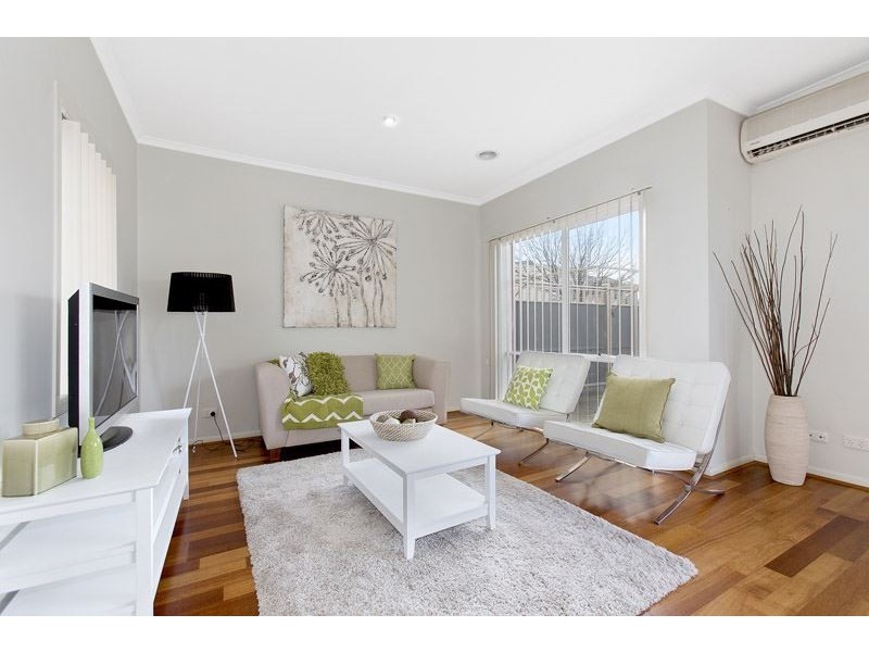 1/22 Tulloch Grove, Glen Waverley VIC 3150