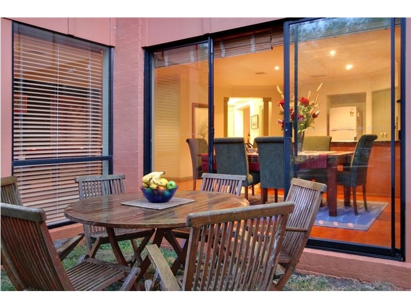 69 Avendon Boulevard, Glen Waverley VIC 3150
