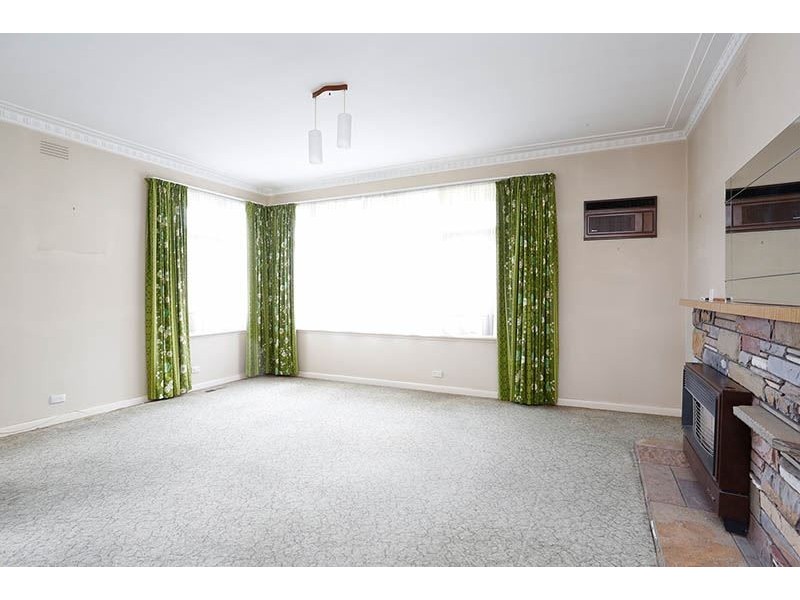11 Southdown Avenue, Glen Waverley VIC 3150
