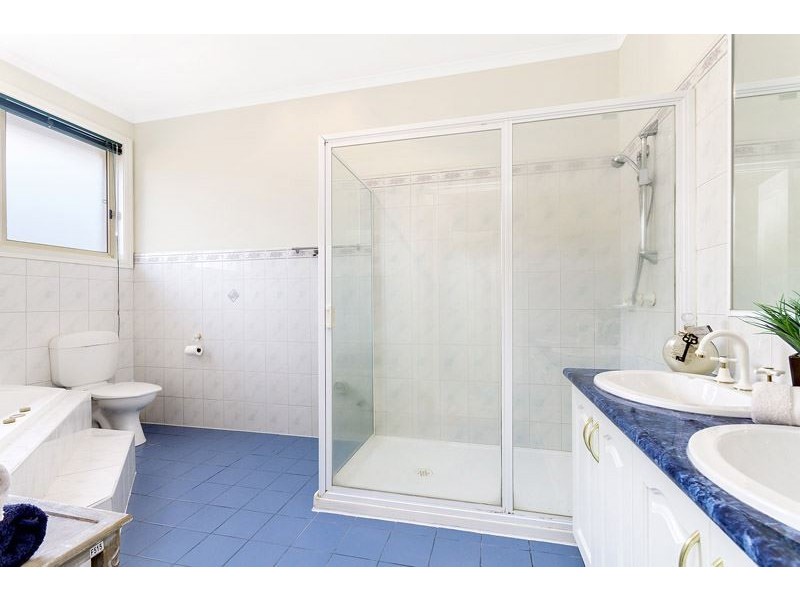20 Shaftsbury Drive, Mulgrave VIC 3170