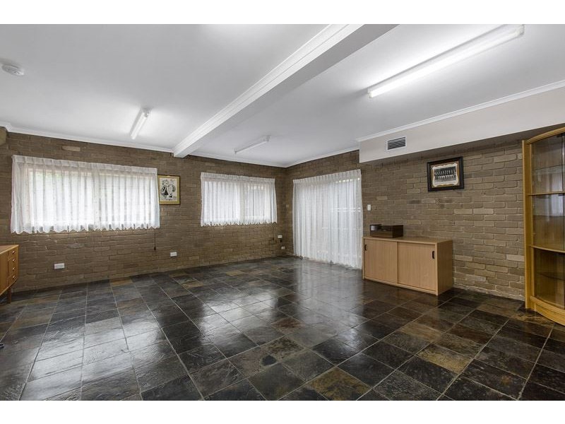 1 Reo Court, Glen Waverley VIC 3150