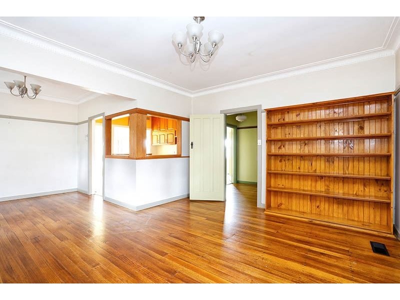 13 Harrisons St, Mitcham VIC 3132