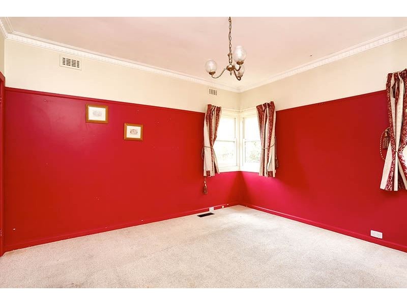 13 Harrisons St, Mitcham VIC 3132