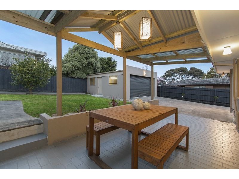 1 Fankhauser Drive, Vermont South VIC 3133