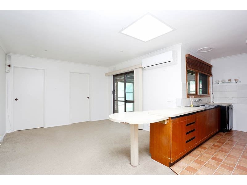 2 Burlington Crescent, Wantirna VIC 3152