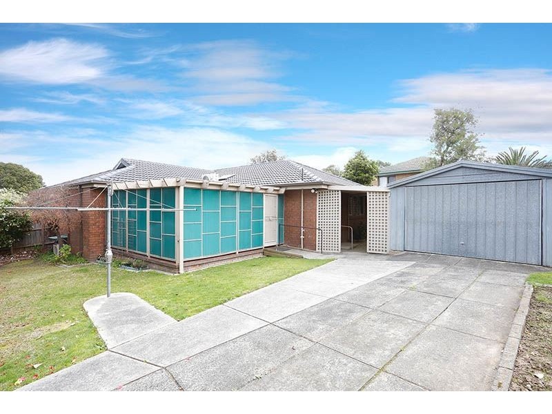 2 Burlington Crescent, Wantirna VIC 3152