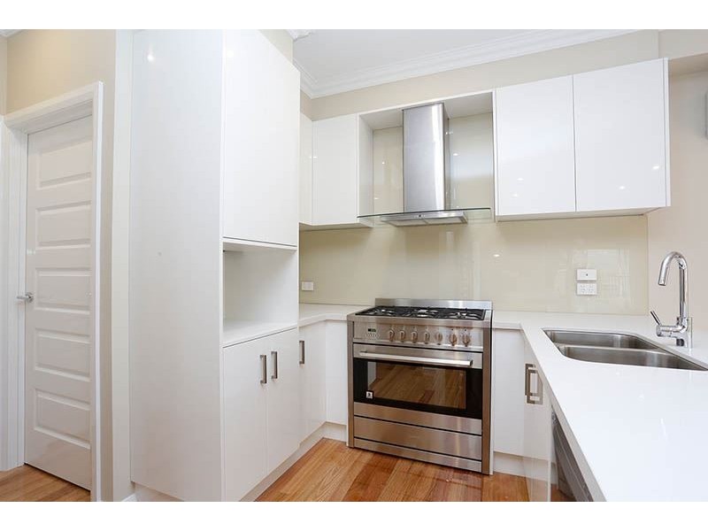 1/165 Waverley Road, Chadstone VIC 3148