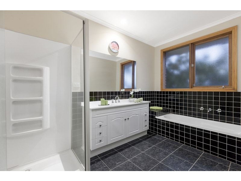 1 Alison Street, Mount Waverley VIC 3149
