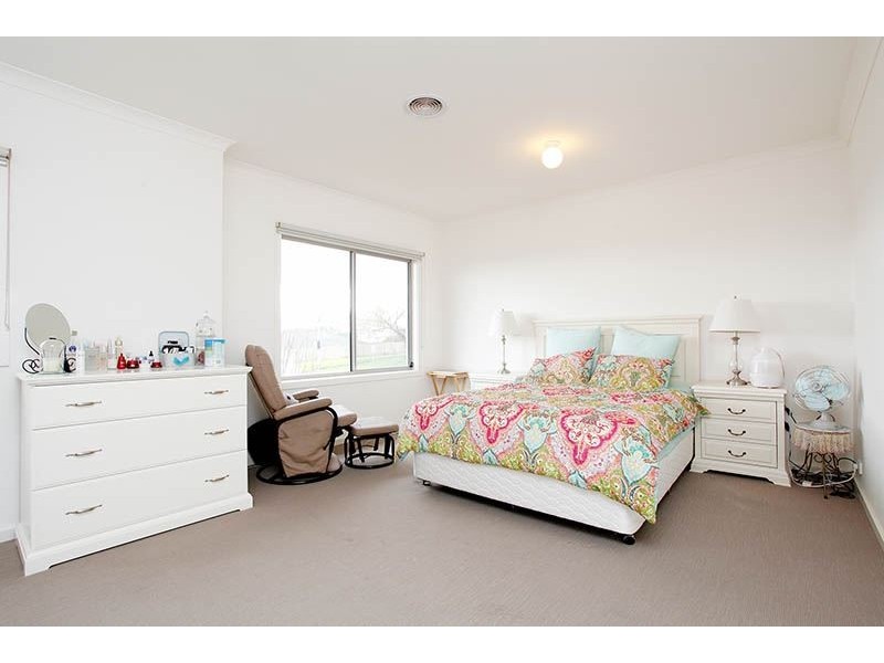 12/35 Lily Way, Skye VIC 3977