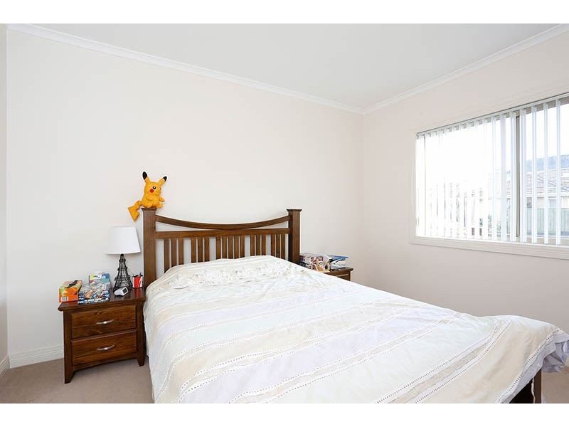 2/12 Myrtle Street, Glen Waverley VIC 3150
