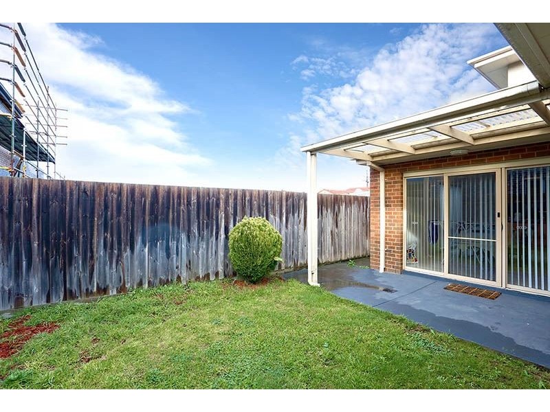 2/12 Myrtle Street, Glen Waverley VIC 3150