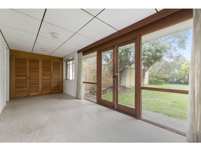 15 Virginia Street, Mount Waverley VIC 3149