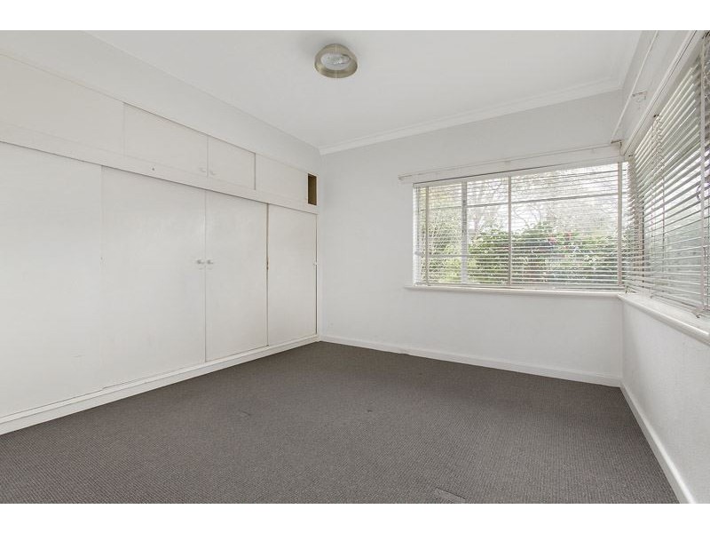 15 Virginia Street, Mount Waverley VIC 3149