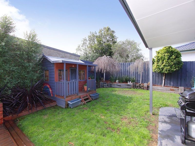 6 Gauntlet Avenue, Glen Waverley VIC 3150