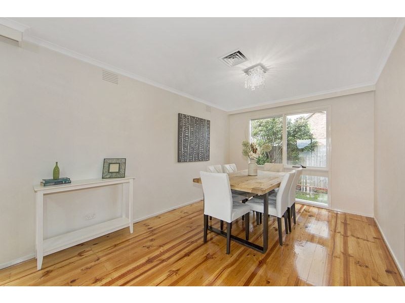 21 Lincoln Street, Burwood East VIC 3151