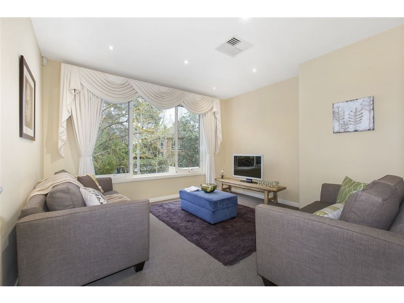 25 Aurisch Avenue, Glen Waverley VIC 3150