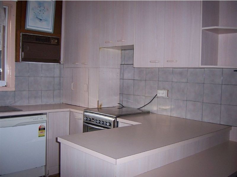 1/12 Owens Ave, Glen Waverley VIC 3150