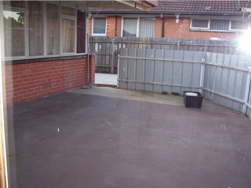 1/12 Owens Ave, Glen Waverley VIC 3150